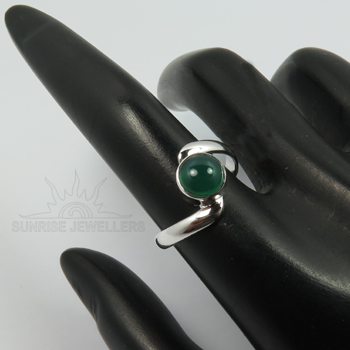 925 Pure Sterling Silver GREEN ONYX Gemstone Unique Design Ring Choose All Size